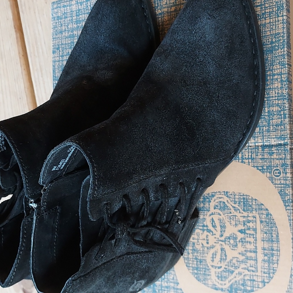 Women's Born Bessie ankle booties size 9 - Picture 3 of 7